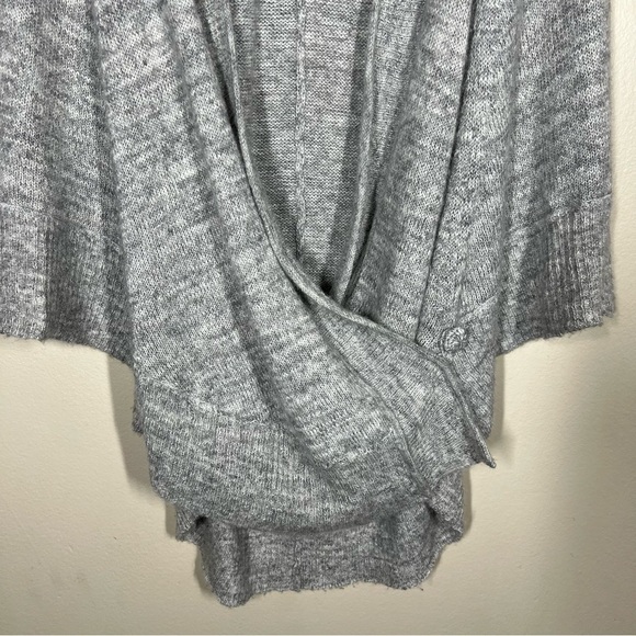 Anthropologie Knitted & Knotted Celia Oversized Wrap Cardigan Sweater Small Gray - Picture 4 of 9
